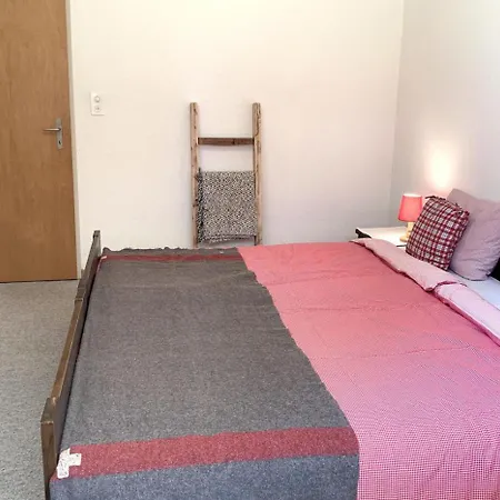 Apartment Woodland - Mit Terrasse *